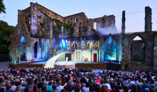 "A Midsummer Night's Dream" at Villers-la-Ville Abbey © Fabrice Debatty
