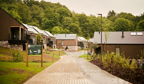 Le Natura Park, un nouveau village de vacances près de La Roche-en-Ardenne © Anatura Ardenne