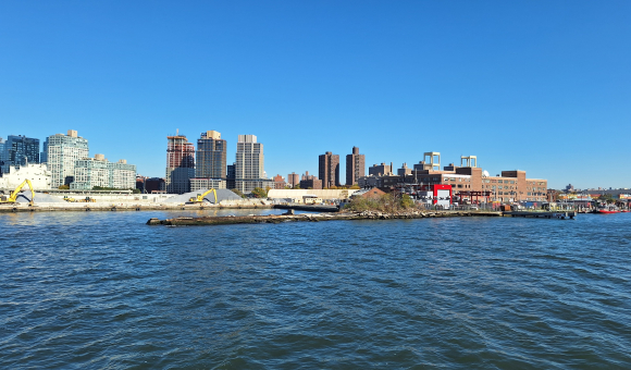 Wallabout_Bay_NYC_USA_Wallonia_Avau_Jonathan