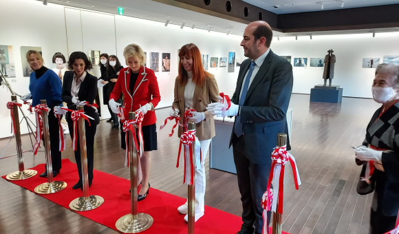 Exposition Folon au Musée Hakusa Sonso à Kyoto © Musée Hakusa Sonso - WBI - AWEX