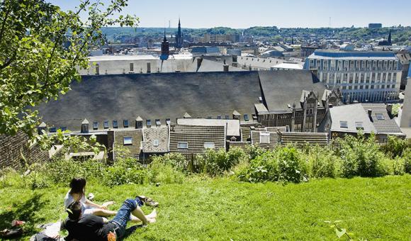 Les coteaux de la Citadelle sur les hauteurs de Liège (c) WBT-JP Remy