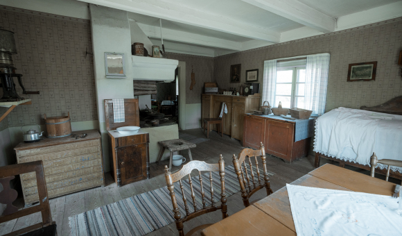 Habitation d’une famille de forgerons (de style 19e siècle) à Österbybruk © J. Van Belle - WBI