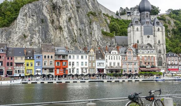 La ligne Namur-Dinant