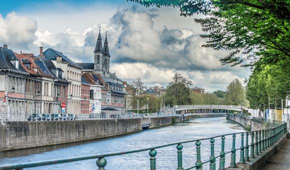 Les quais de l'Escaut à Tournai (c) Anibal Trejo