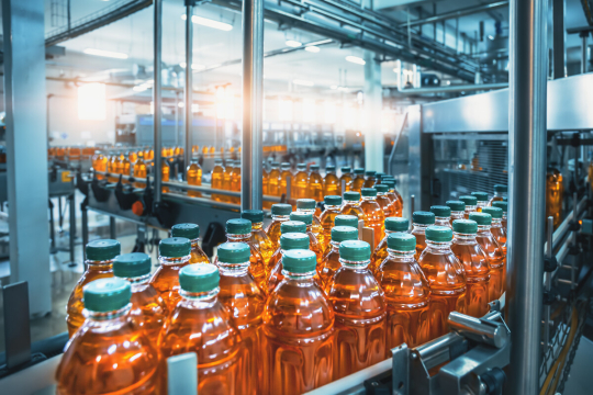 Beverage_factory_production_line-Shutterstock-Kersia-1472-1200px_0.JPG