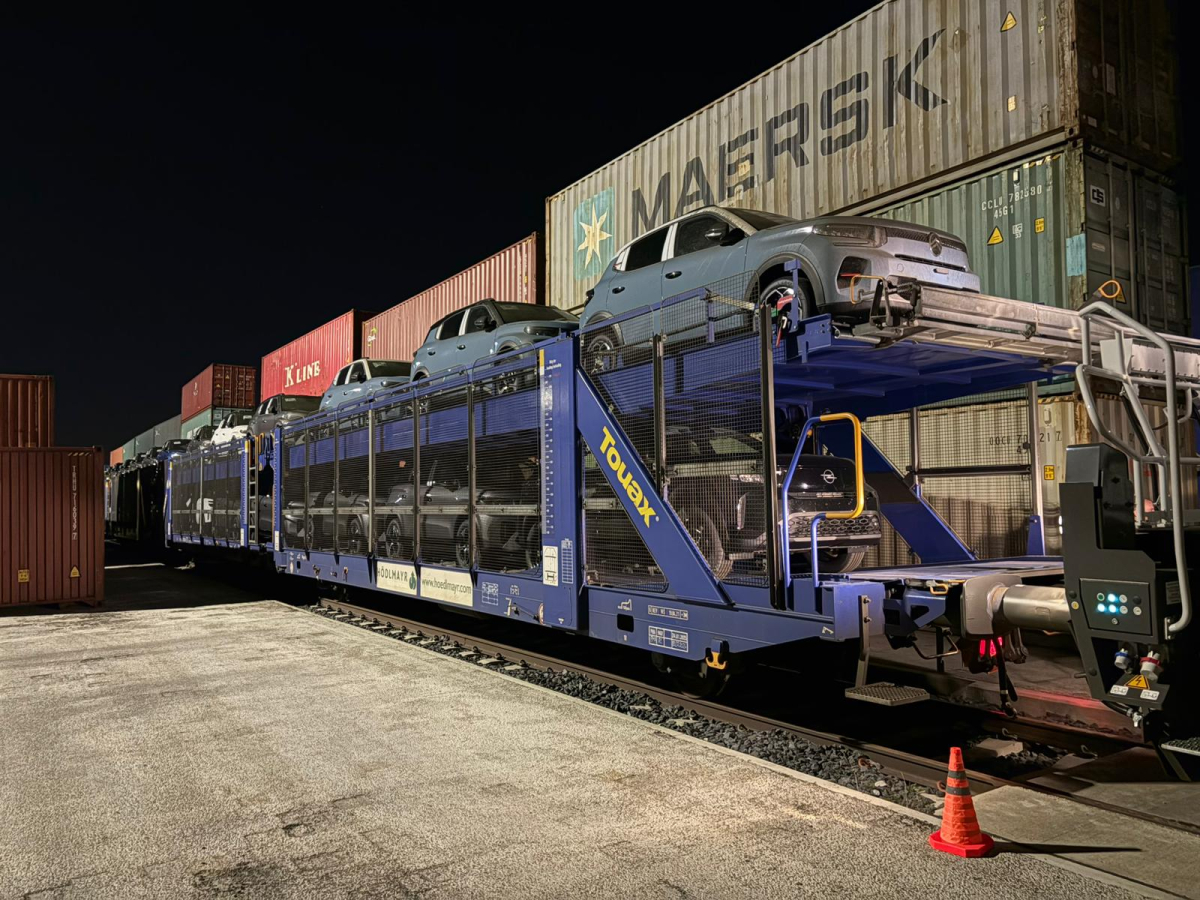 2._c_Novandi_-_Arrivee_Train_Trilogiport_20260305_2_0.jpg