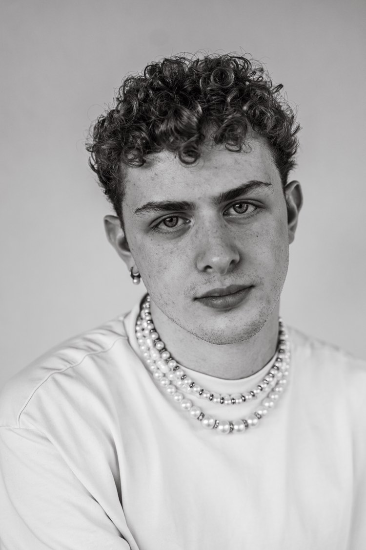 PHOTO_PORTRAIT.jpg